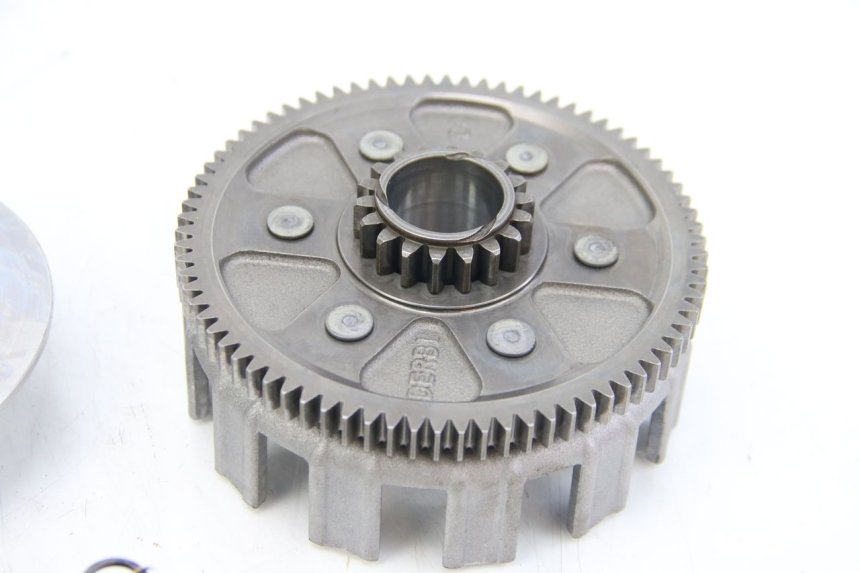 photo de KUPPLUNG APRILIA SX 50 (2011 - 2017) - Details der Befestigungspunkte