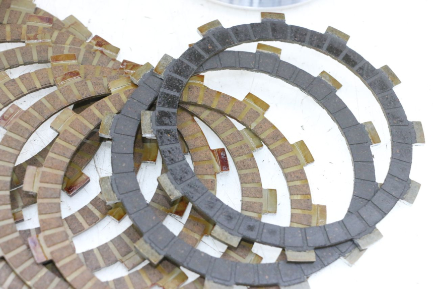 photo de KUPPLUNG YAMAHA TDM ABS 900 (2002 - 2014) - Details der Befestigungspunkte