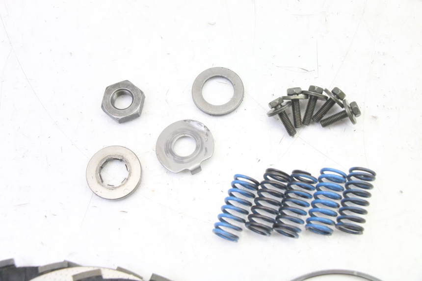 photo de KUPPLUNG YAMAHA TDR DELTABOX 125 (1997 - 2003) - Kennzeichnungen und Originalreferenzen