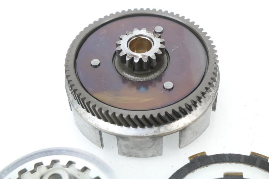 photo de KUPPLUNG YAMAHA TTR 125 (2000 - 2020) - Details der Befestigungspunkte