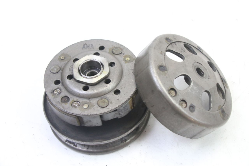 photo de KUPPLUNG PEUGEOT TWEET 4T 50 (2014 - 2019) - Detailansicht des Bauteils