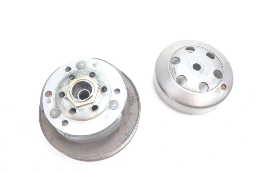 photo de KUPPLUNG PIAGGIO TYPHOON 50 (2000 - 2009) - Details der Befestigungspunkte