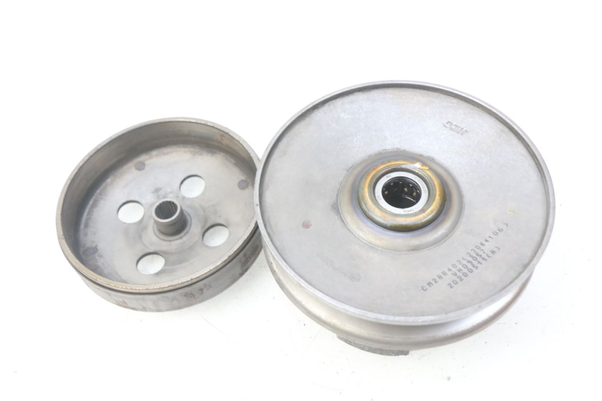 photo de KUPPLUNG PIAGGIO VESPA GTS IGET ABS 125 (2017 - 2023) - Zoom auf Gebrauchszustand