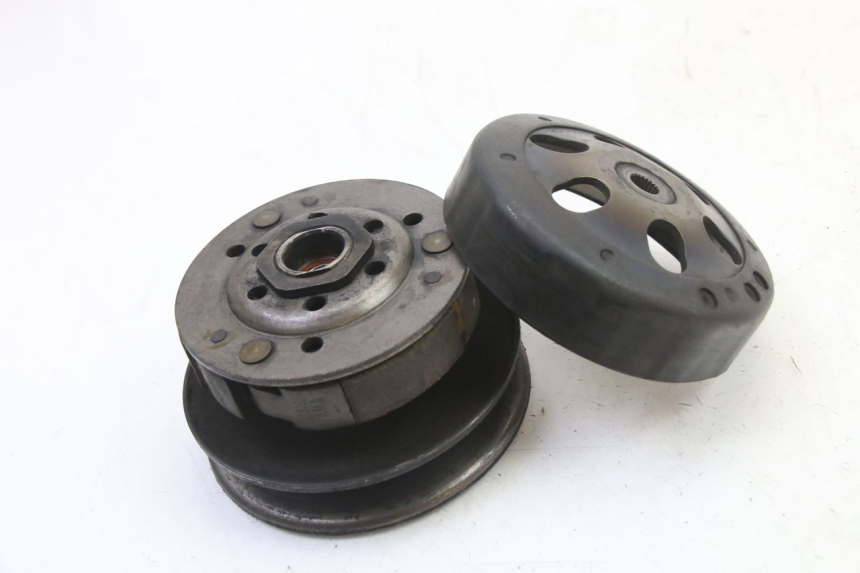 photo de KUPPLUNG PEUGEOT VIVACITY NEW 4T 50 (2008 - 2017) - Detailansicht des Bauteils