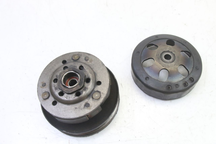 photo de KUPPLUNG PEUGEOT VIVACITY NEW 4T 50 (2008 - 2017) - Technische Nahaufnahme