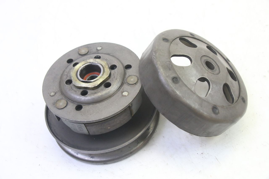 photo de KUPPLUNG PEUGEOT VIVACITY NEW 4T 50 (2008 - 2017) - Hauptansicht