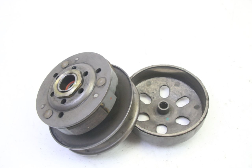 photo de KUPPLUNG PEUGEOT VIVACITY NEW 4T 50 (2008 - 2017) - Detailansicht des Bauteils