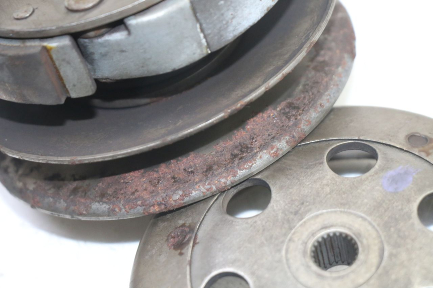 photo de KUPPLUNG PEUGEOT VIVACITY 50 (2004 - 2009) - Details der Befestigungspunkte