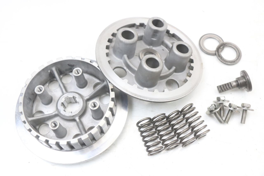 photo de KUPPLUNG SUZUKI VL INTRUDER 125 (2004 - 2007) - Detailansicht des Bauteils