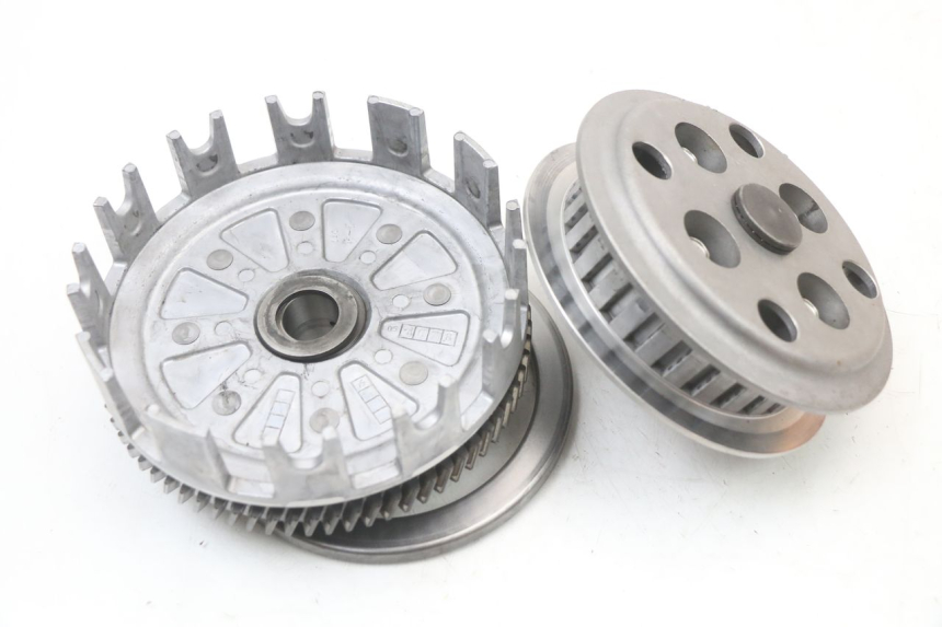 photo de KUPPLUNG SUZUKI VL INTRUDER 125 (2004 - 2007) - Details der Befestigungspunkte