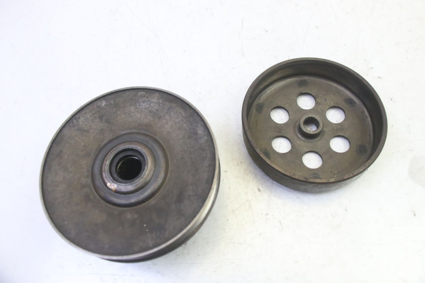 photo de KUPPLUNG YAMAHA X-MAX XMAX 125 (2010 - 2013) - Details der Befestigungspunkte