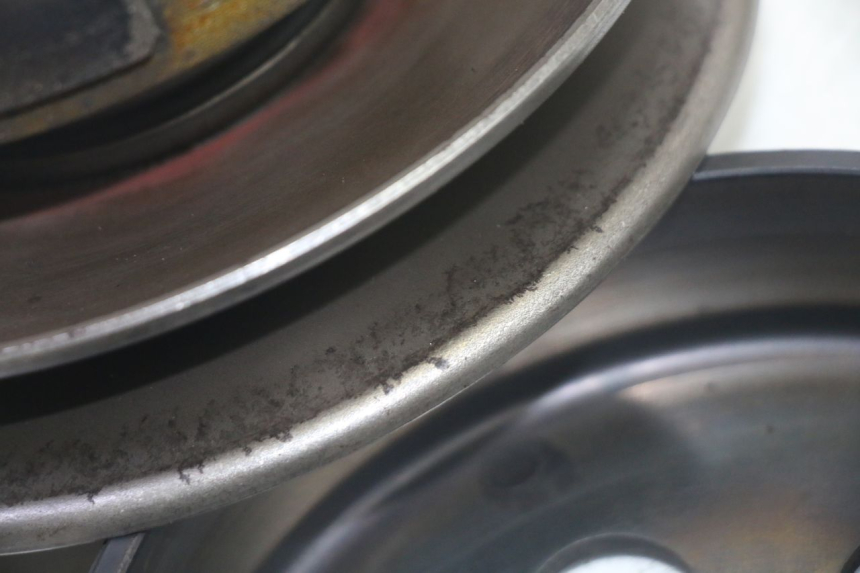 photo de KUPPLUNG YAMAHA X-MAX XMAX 125 (2010 - 2013) - Details der Befestigungspunkte