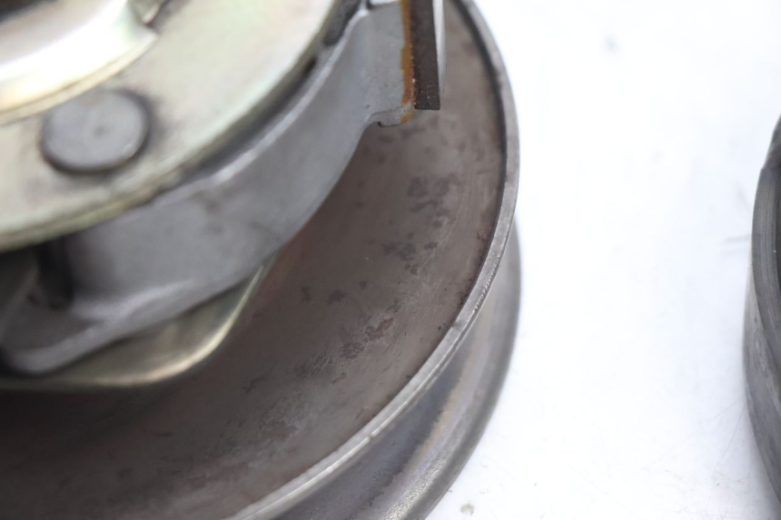 photo de KUPPLUNG PIAGGIO X8 STREET 125 (2006 - 2007) - Details der Befestigungspunkte