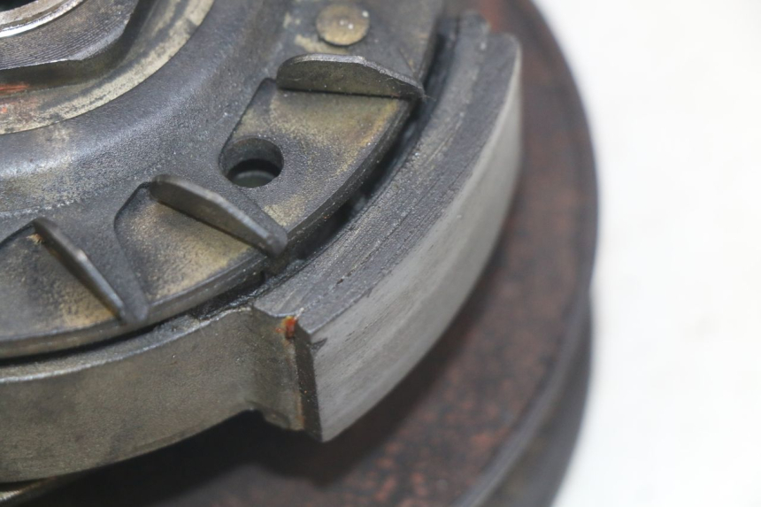 photo de KUPPLUNG PIAGGIO XEVO - X EVO 125 (2007 - 2017) - Details der Befestigungspunkte