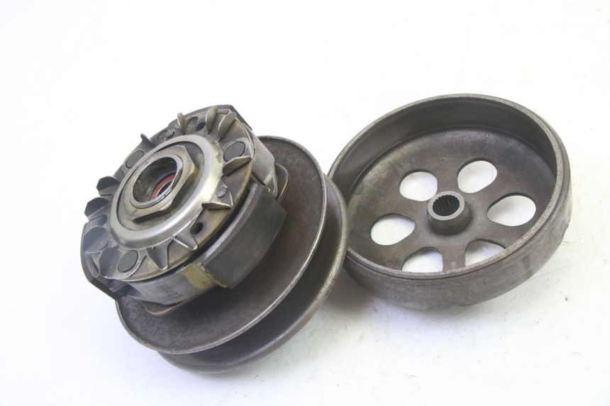 photo de KUPPLUNG PIAGGIO XEVO - X EVO 125 (2007 - 2017) - Detailansicht des Bauteils