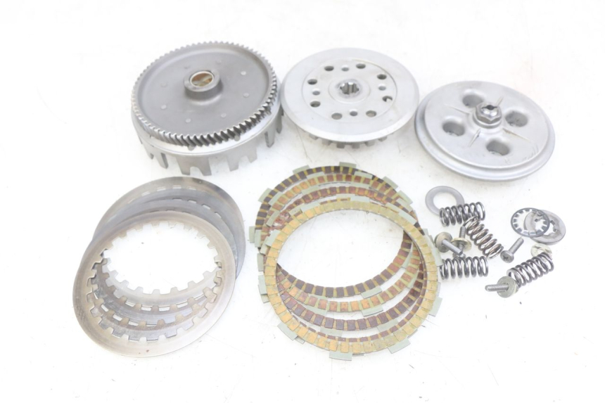 photo de KUPPLUNG PEUGEOT XP6 50 (2006 - 2011) - Detaillierte Sichtprüfung