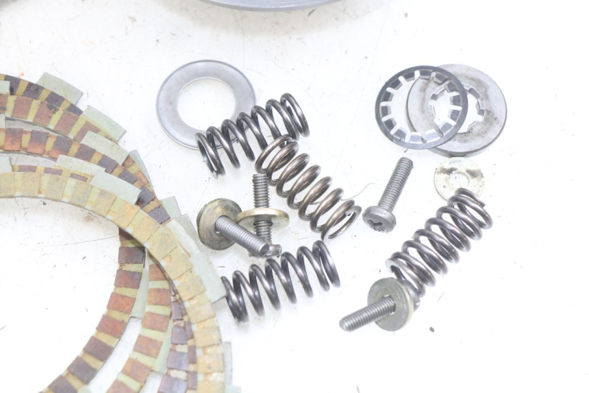 photo de KUPPLUNG PEUGEOT XP6 50 (2006 - 2011) - Profilansicht des Ersatzteils