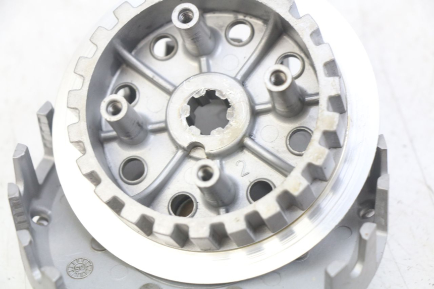 photo de KUPPLUNG PEUGEOT XP6 50 (2006 - 2011) - Oberflächenzustand und Material