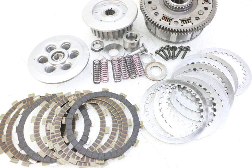 photo de KUPPLUNG YAMAHA FZ6 FAZER S2 600 (2007 - 2011) - Hochauflösende Nahaufnahme