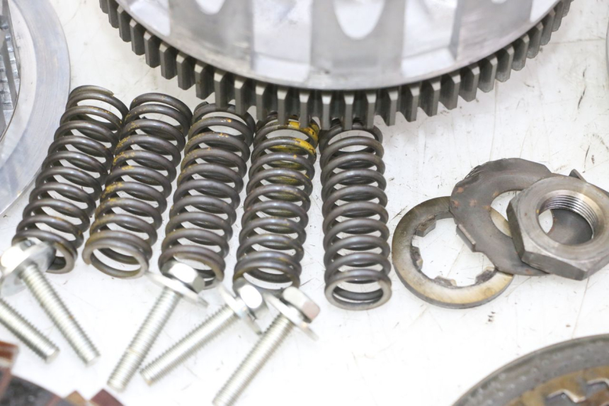 photo de KUPPLUNG YAMAHA YFM R RAPTOR 250 (2008 - 2014) - Profilansicht des Ersatzteils