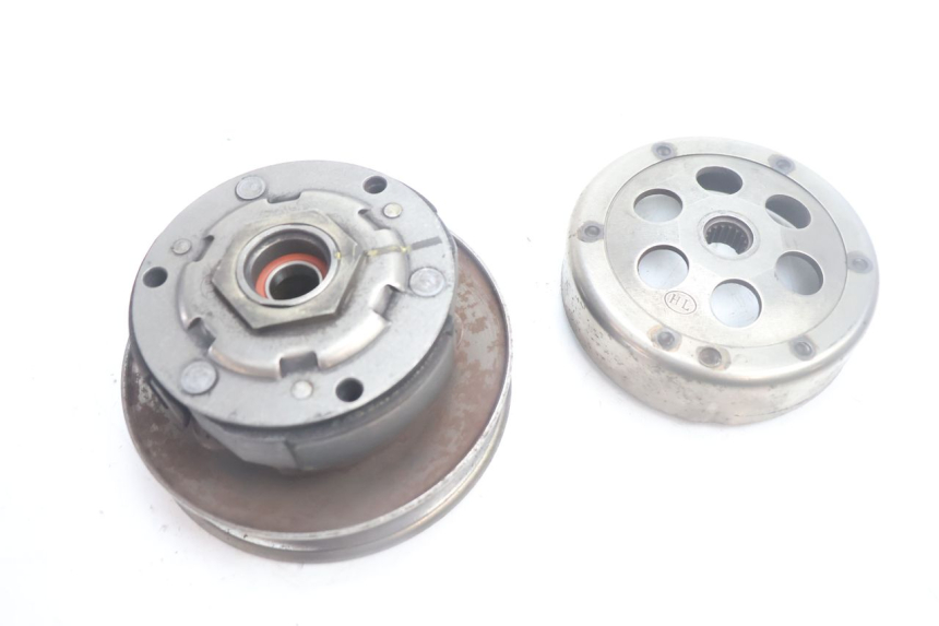 photo de KUPPLUNG YAMAHA YP MAJESTY 125 (2002 - 2006) - Details der Befestigungspunkte