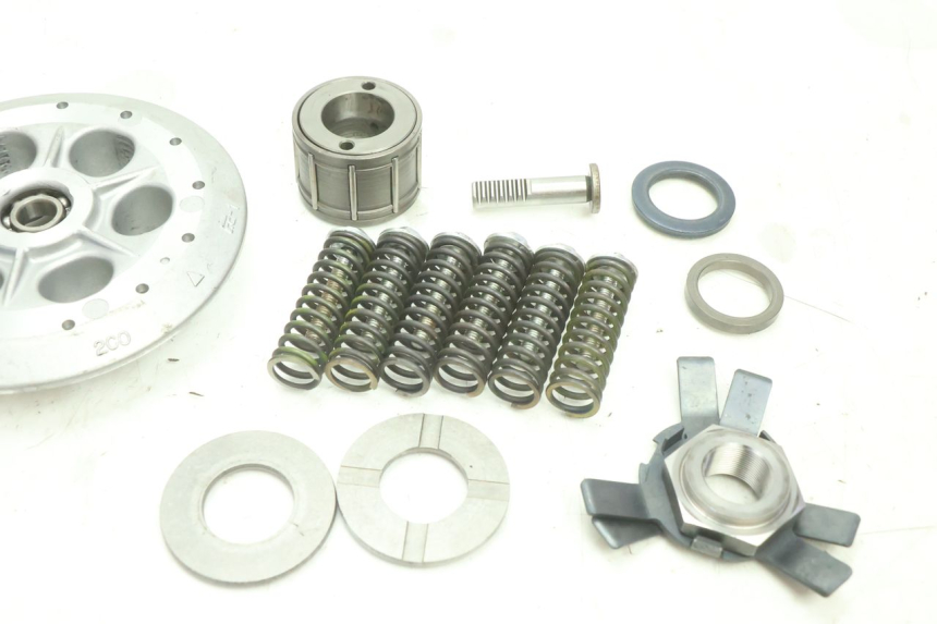 photo de KUPPLUNG YAMAHA YZF R6 600 (2008 - 2009) - Details der Befestigungspunkte