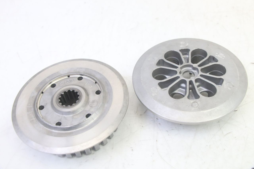 photo de KUPPLUNG YAMAHA YZF YZ-F 450 (2014 - 2016) - Details der Befestigungspunkte