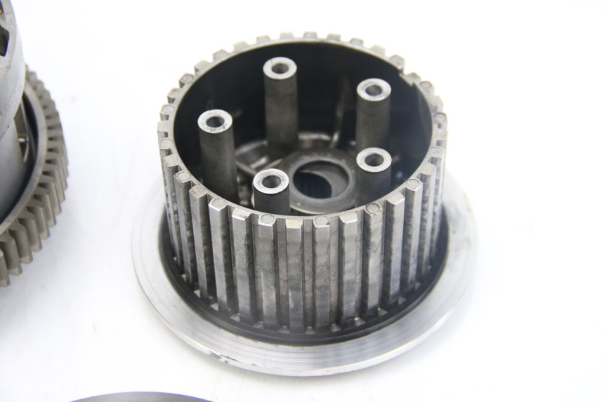 photo de KUPPLUNG KAWASAKI Z ABS 1000 (2014 - 2020) - Details der Befestigungspunkte