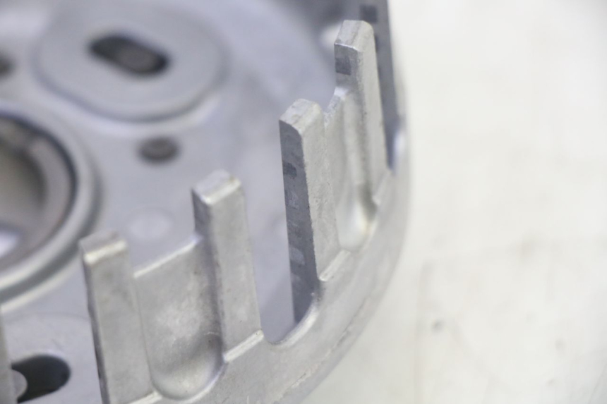 photo de KUPPLUNG KAWASAKI ZR 7 750 (1999 - 2004) - Alternative Perspektive