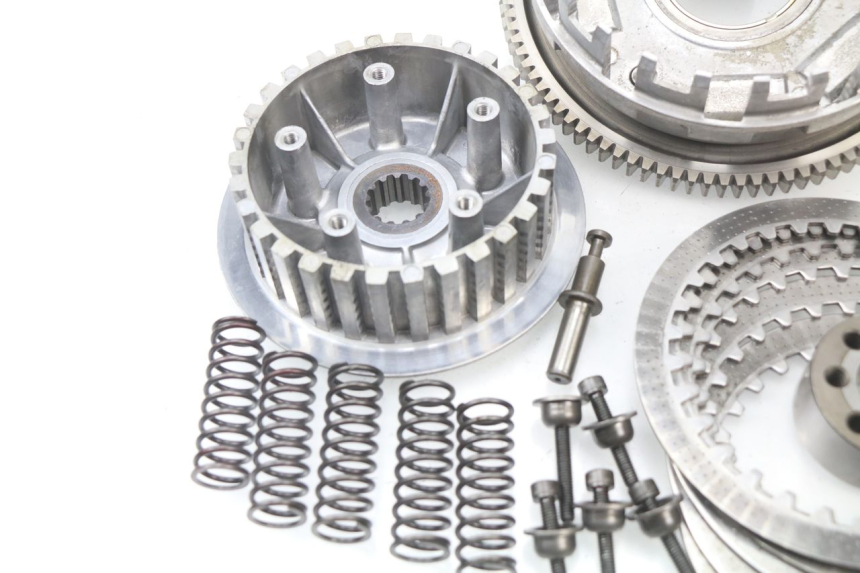 photo de KUPPLUNG KAWASAKI ZZR 600 (1995 - 2004) - Kennzeichnungen und Originalreferenzen