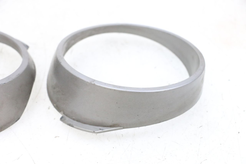 photo de TACHO VERKLEIDUNG ADIVA AD3 300 (2014 - 2020) - Oberflächenzustand und Material