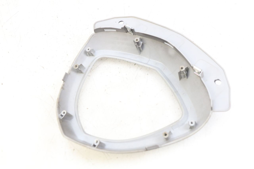 photo de TACHOMETERBLENDE KYMCO AGILITY 16+ 4T 50 (2018 - 2023) - Detailansicht des Bauteils