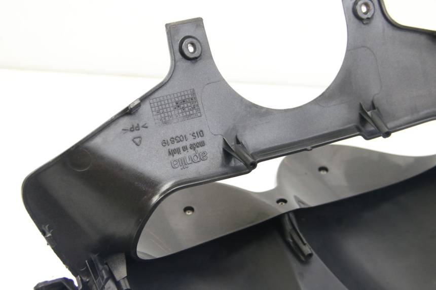 photo de TACHOMETERBLENDE APRILIA ATLANTIC 500 (2002 - 2003) - Fokus auf die Struktur