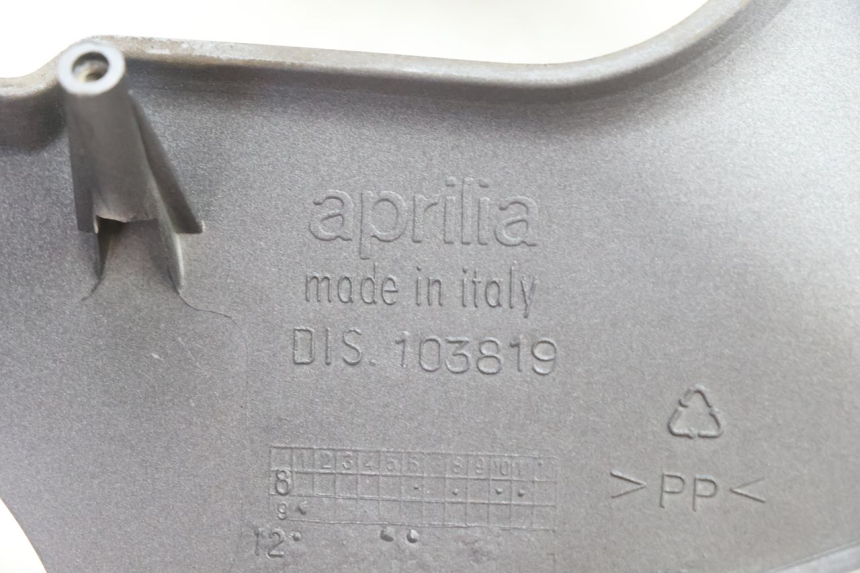 photo de TACHO VERKLEIDUNG APRILIA ATLANTIC S 125 (2010 - 2013) - Kennzeichnungen und Originalreferenzen