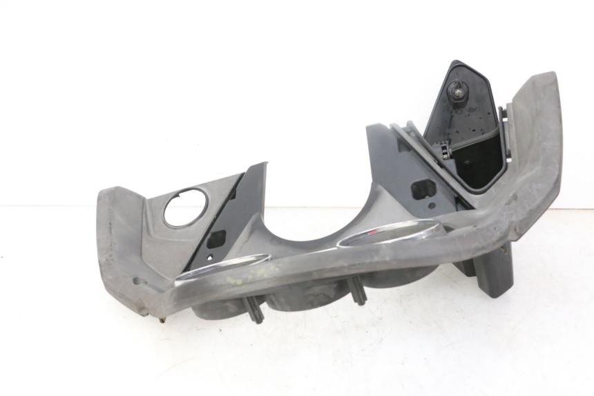 photo de TACHOMETERBLENDE KYMCO DINK STREET 125 (2009 - 2014) - Weitere Ansicht des Artikels