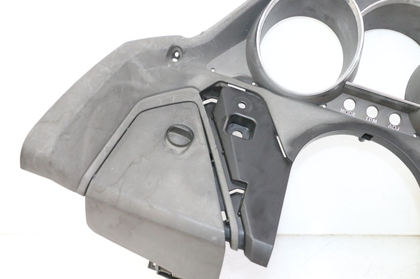 photo de TACHOMETERBLENDE KYMCO DINK STREET 125 (2009 - 2014) - Detaillierte Sichtprüfung