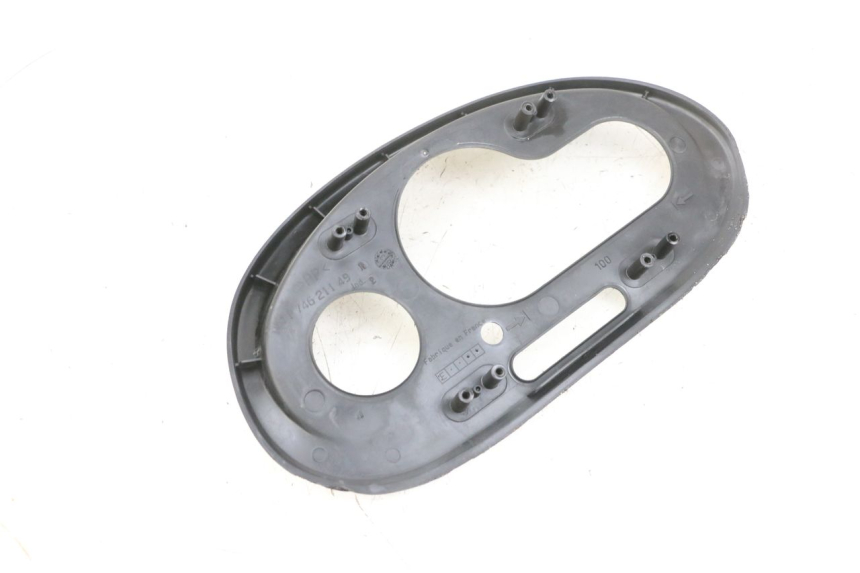 photo de TACHOMETERBLENDE PEUGEOT ELYSEO 125 (1999 - 2004) - Zoom auf Gebrauchszustand