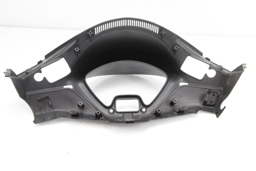 photo de TACHO VERKLEIDUNG HONDA FES PANTHEON 125 (2003 - 2007) - Detailansicht des Bauteils