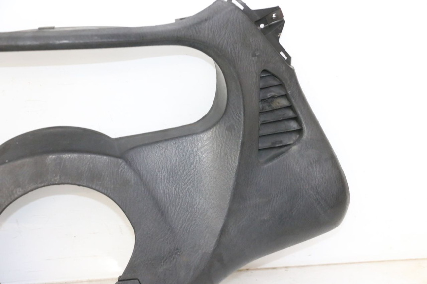 photo de TACHOMETERBLENDE HONDA FES S-WING SWING ABS 125 (2007 - 2015) - Weitere Ansicht des Artikels