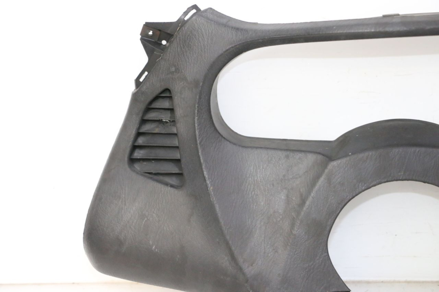 photo de TACHOMETERBLENDE HONDA FES S-WING SWING ABS 125 (2007 - 2015) - Charakteristische Merkmale