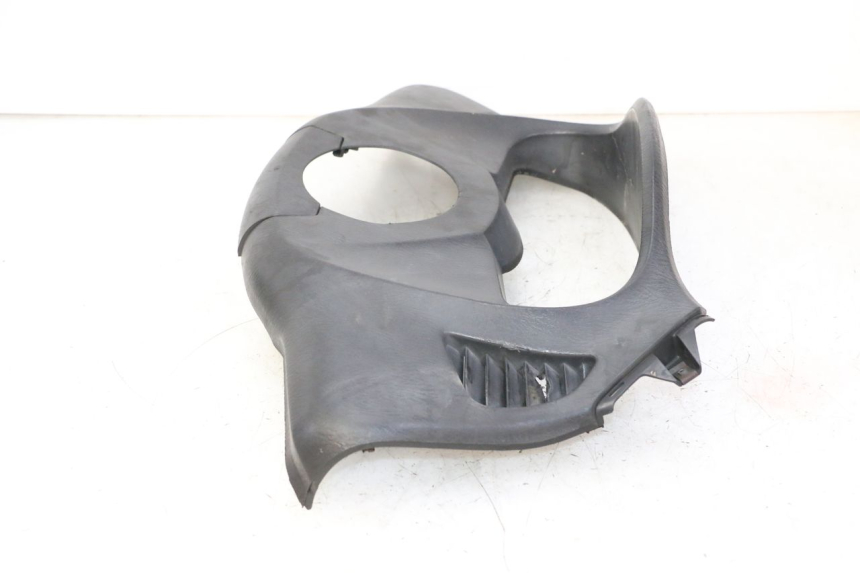 photo de TACHOMETERBLENDE HONDA FES S-WING SWING ABS 125 (2007 - 2015) - Details der Befestigungspunkte