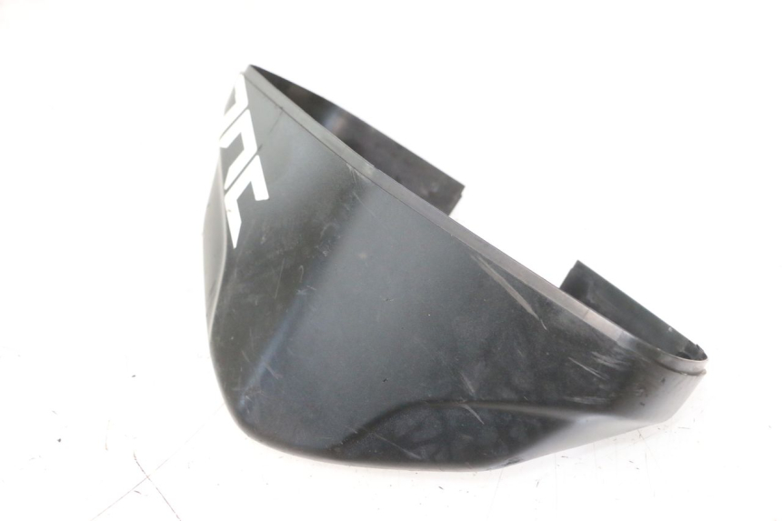 photo de TACHO VERKLEIDUNG SUZUKI GSR 600 (2005 - 2012) - Technische Nahaufnahme