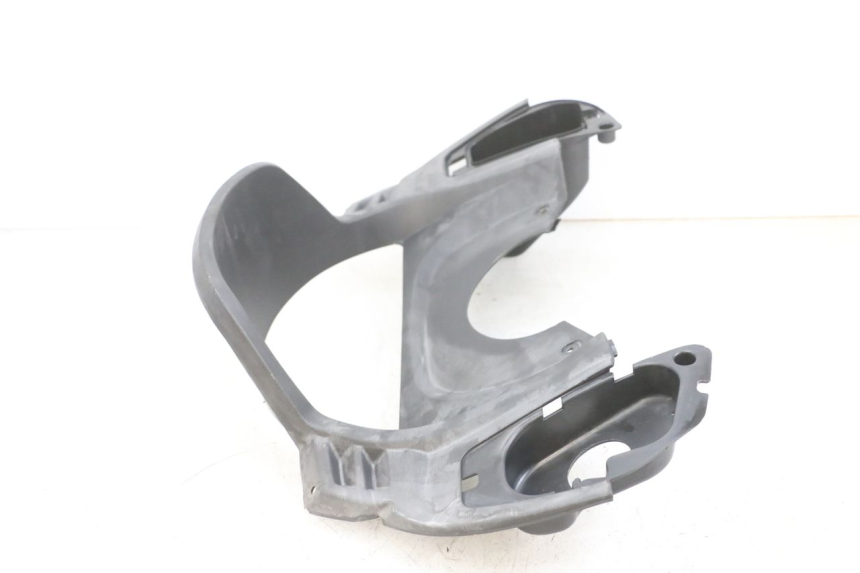 photo de TACHO VERKLEIDUNG SYM GTS EVO 125 (2009 - 2013) - Details der Befestigungspunkte