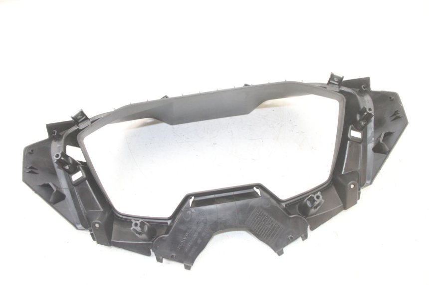 photo de TACHO VERKLEIDUNG HONDA FORZA 125 (2021 - 2025) - Technische Nahaufnahme