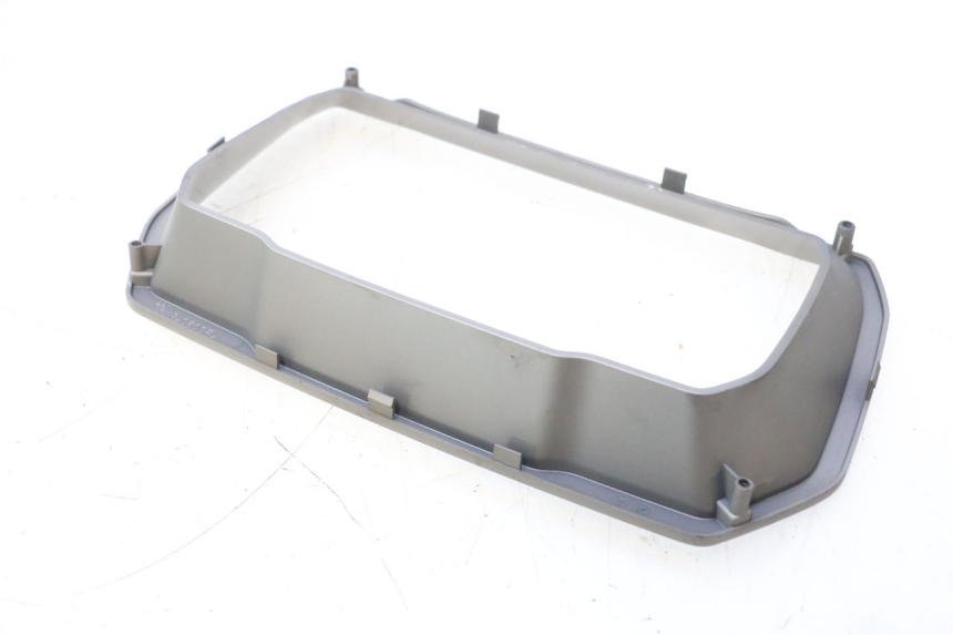 photo de TACHO VERKLEIDUNG PIAGGIO MP3 HPE 530 (2022 - 2026) - Gesamtansicht des Produkts