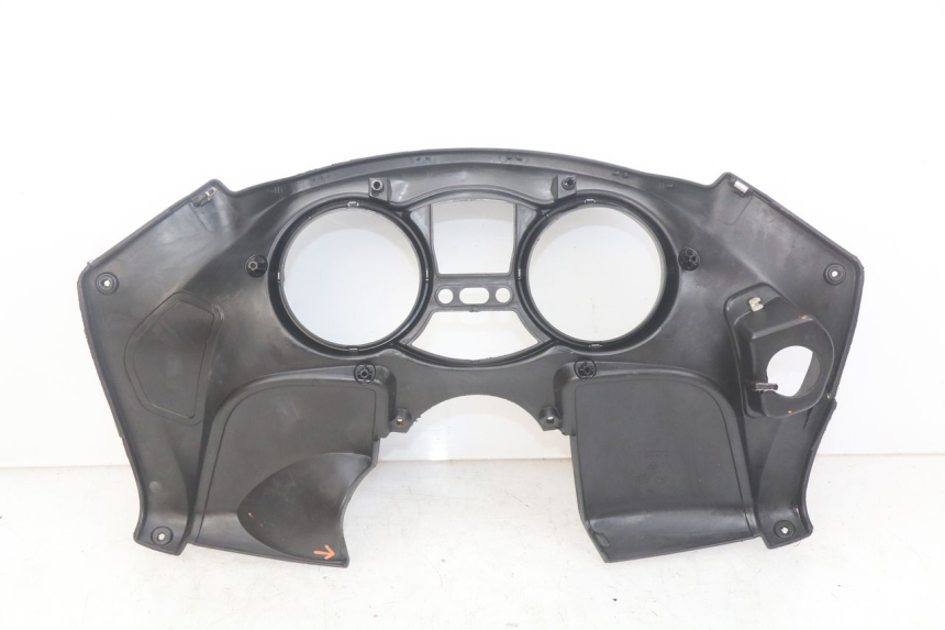 photo de TACHOMETERBLENDE PIAGGIO MP3 LT 400 (2007 - 2012) - Details der Befestigungspunkte