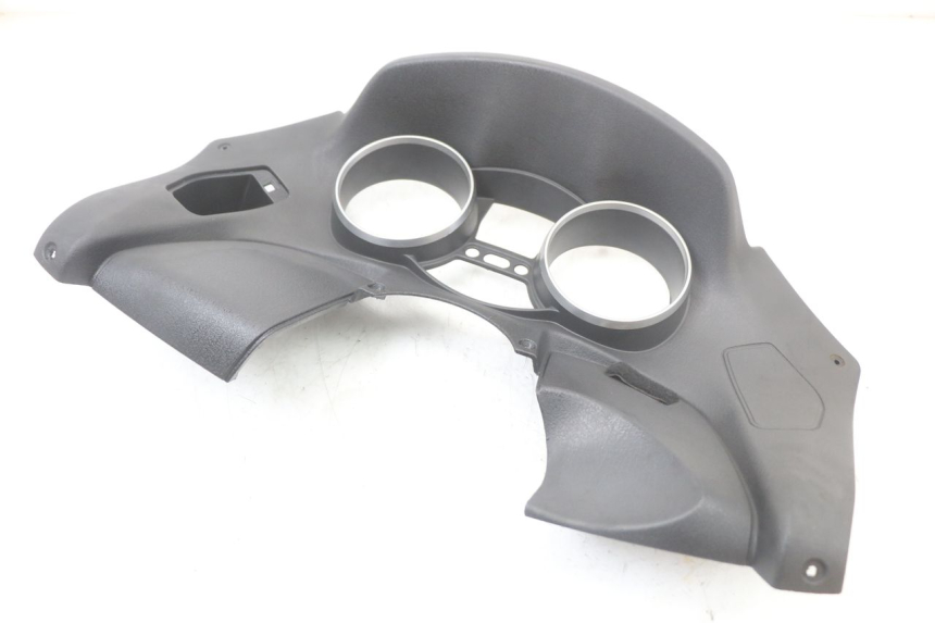 photo de TACHOMETERBLENDE PIAGGIO MP3 LT 400 (2007 - 2012) - Zoom auf Gebrauchszustand