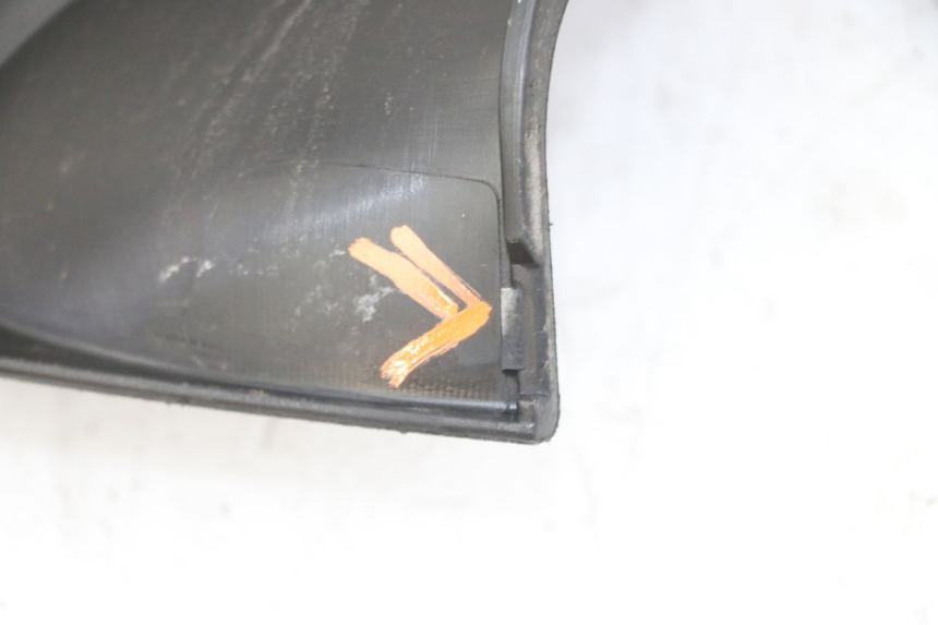 photo de TACHO VERKLEIDUNG PIAGGIO MP3 LT 300 (2010 - 2016) - Hochauflösende Nahaufnahme