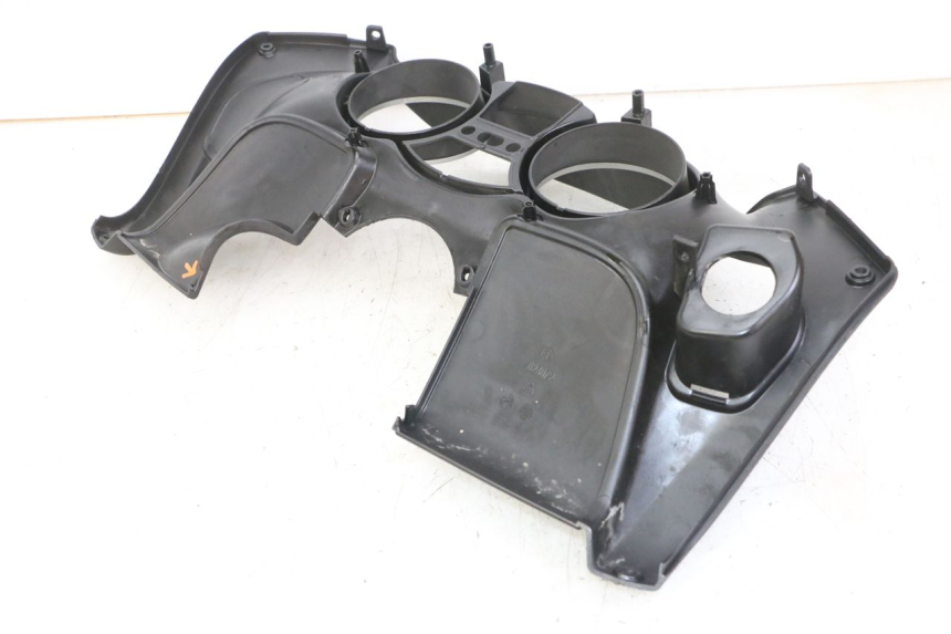 photo de TACHOMETERBLENDE PIAGGIO MP3 LT 400 (2007 - 2012) - Oberflächenzustand und Material