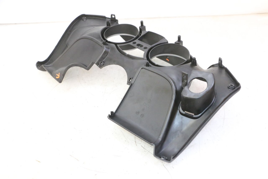 photo de TACHO VERKLEIDUNG PIAGGIO MP3 RL 250 (2006 - 2010) - Detailansicht des Bauteils